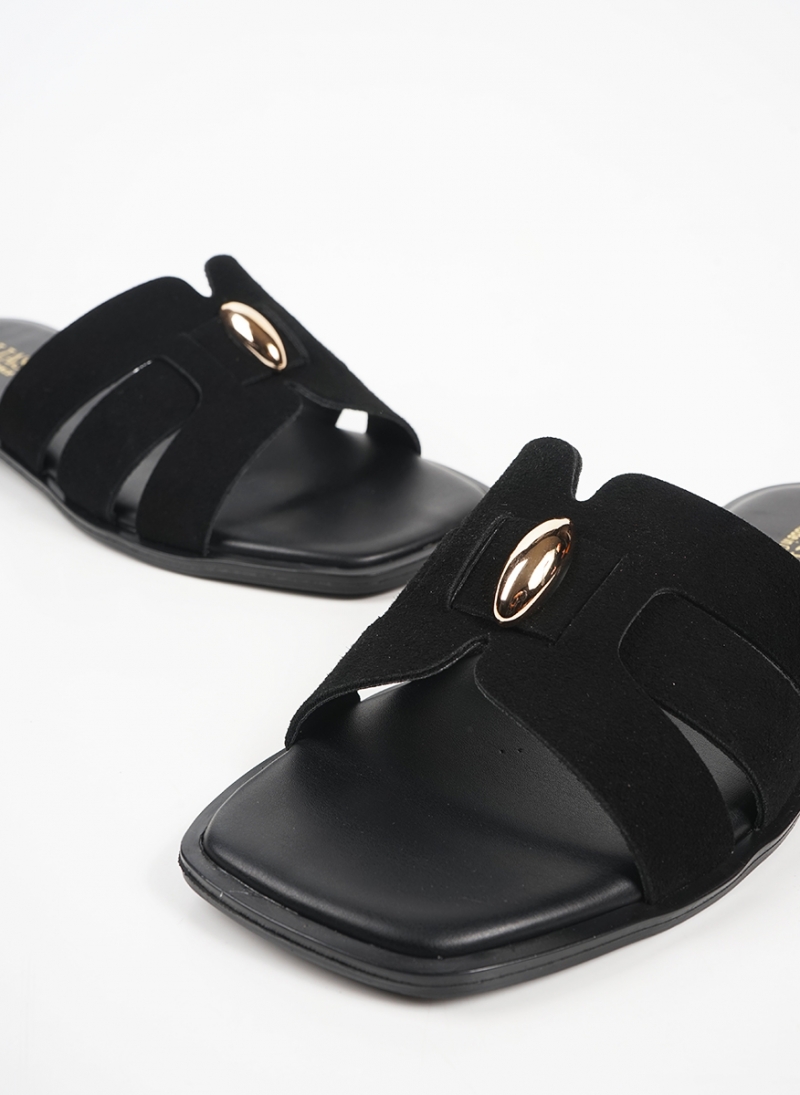 ΓΥΝΑΙΚΕΙΑ ΔΕΡΜΑΤΙΝΑ FLAT ΣΑΝΔΑΛΙΑ ΜΕ ΜΕΤΑΛΛΙΚΟ ΔΙΑΚΟΣΜΗΤΙΚΟ