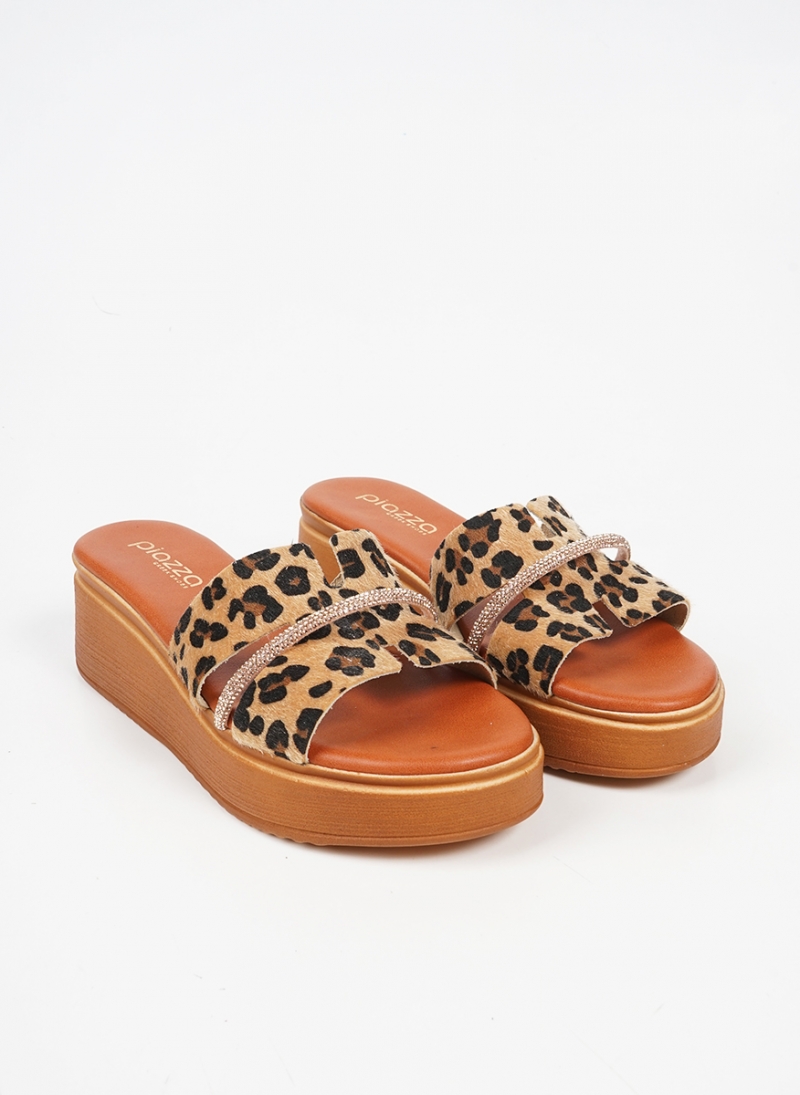 ΓΥΝΑΙΚΕΙΑ FLATFORM ΜΕ ΓEΩΜΕΤΡΙΚΗ ΦΑΣΑ ΚΑΙ STRASS
