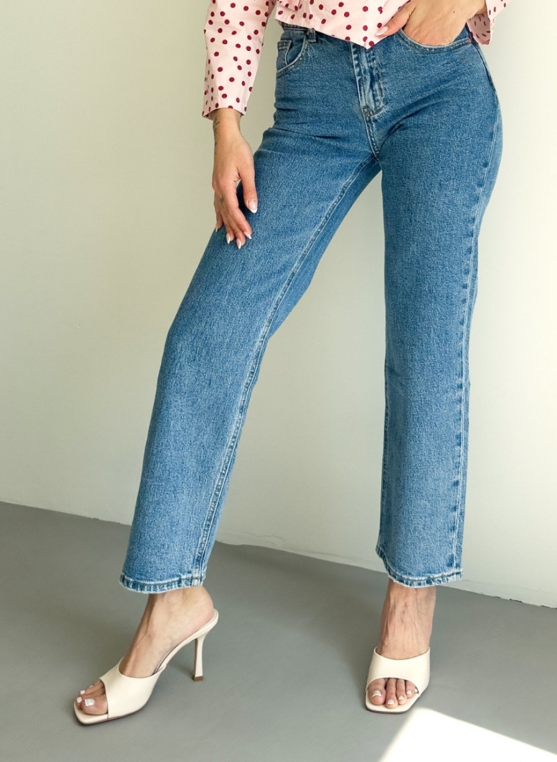 ΓΥΝΑΙΚΕΙΑ MULES ΜΕ ΚΑΡΕ ΜΥΤΗ