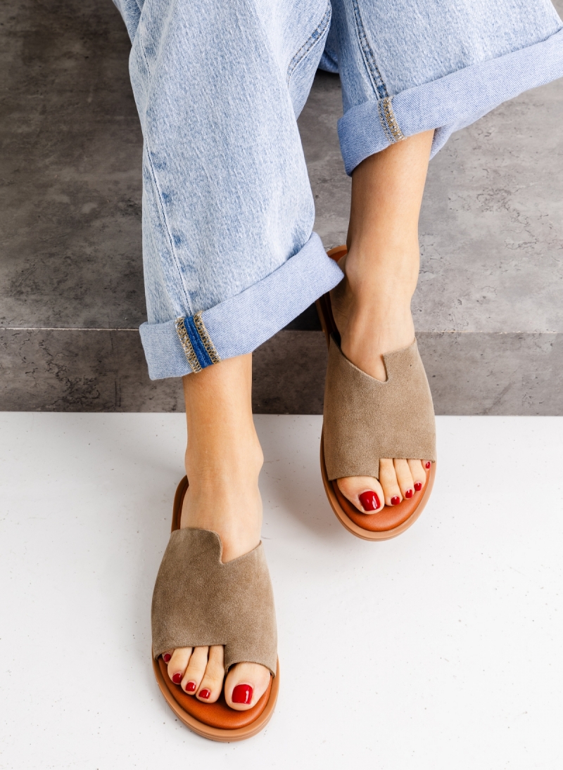 ΓΥΝΑΙΚΕΙΑ ΔΕΡΜΑΤΙΝΑ ΑΝΑΤΟΜΙΚΑ ΣΑΝΔΑΛΙΑ ΜΕ ΦΑΣΑ 13121