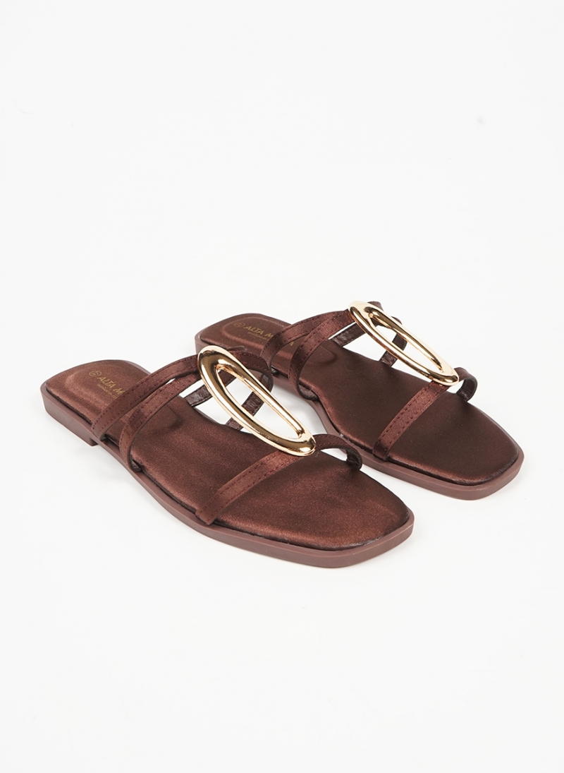 ΓΥΝΑΙΚΕΙΑ ΣΑΝΔΑΛΙΑ ΣΑΤΕΝ ΥΦΗ ΜΕ ΜΕΤΑΛΛΙΚΗ ΔΙΑΚΟΣΜΗΤΙΚΗ ΛΕΠΤΟΜΕΡΕΙΑ