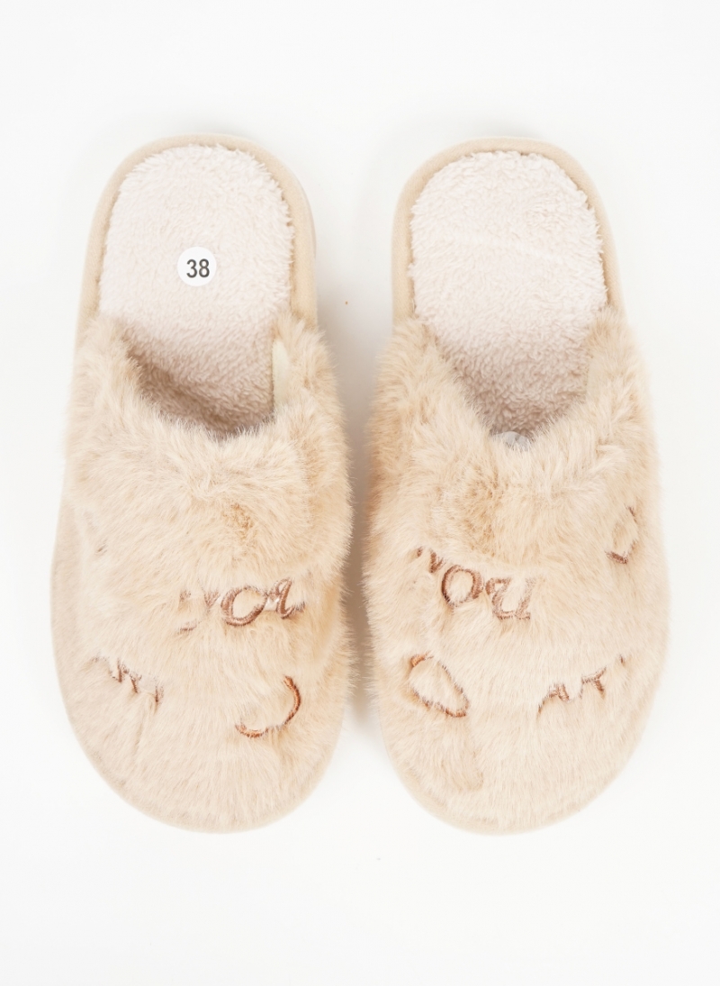 ΓΥΝΑΙΚΕΙΕΣ ΠΑΝΤΟΦΛΕΣ ΣΠΙΤΙΟΥ