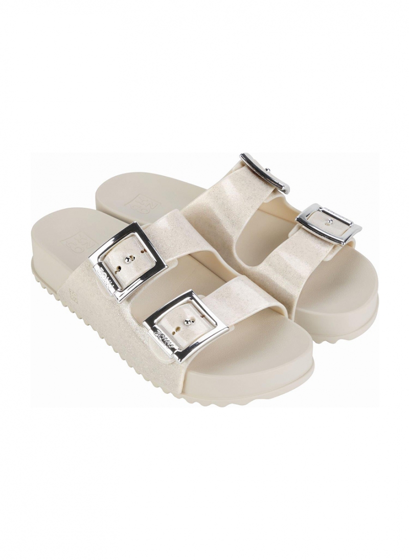 ΓΥΝΑΙΚΕΙΕΣ ΣΑΓΙΟΝΑΡΕΣ ZAXY  PARTNER