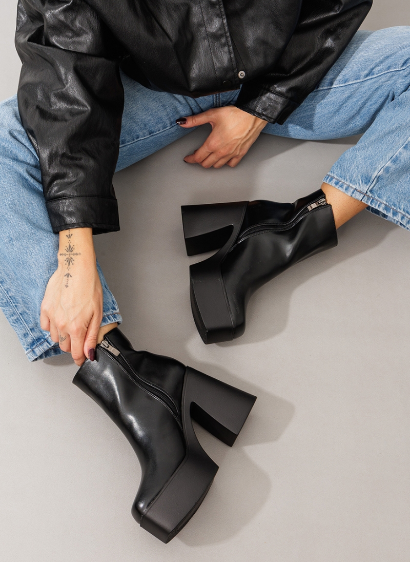 ΓΥΝΑΙΚΕΙΟ ΔΙΣΟΛΟ  ΜΠΟΤΑΚΙ