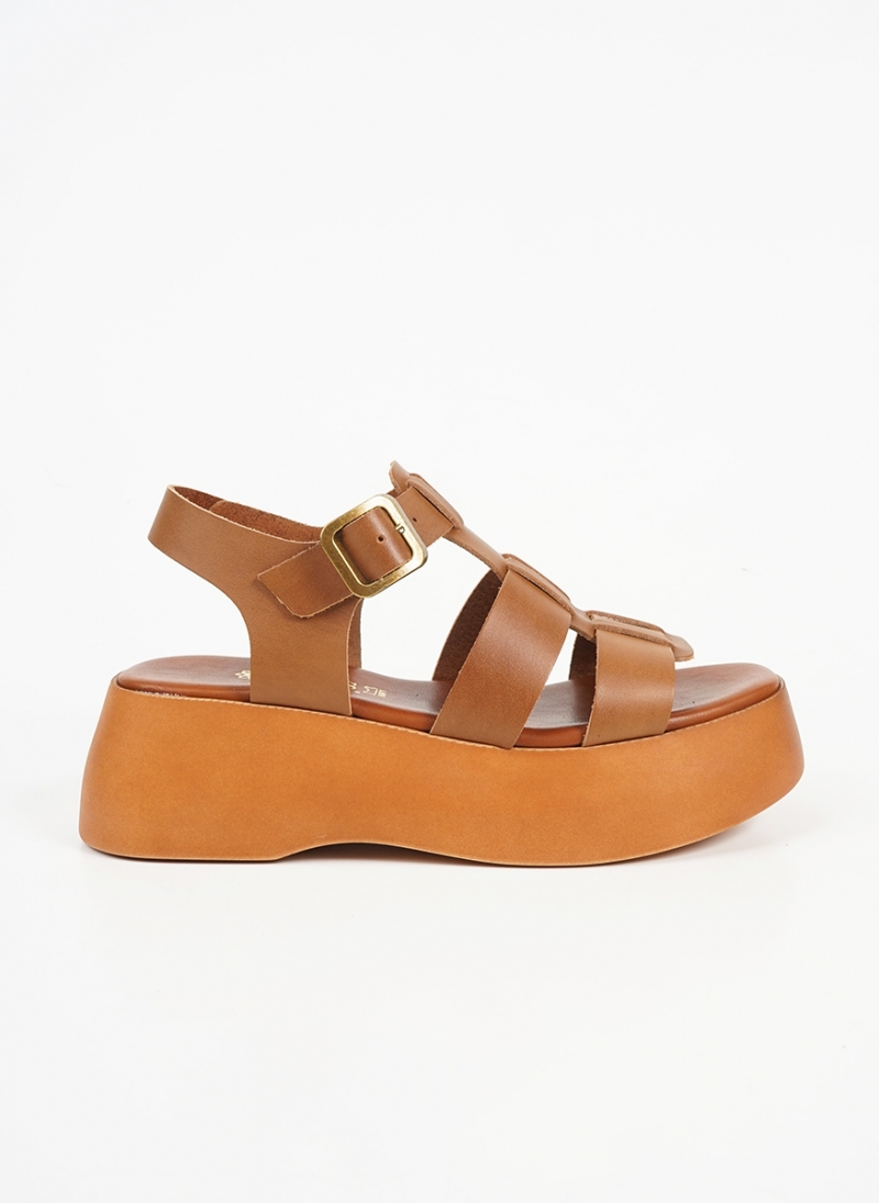 ΓYNAΙΚΕΙΑ FLATFORM