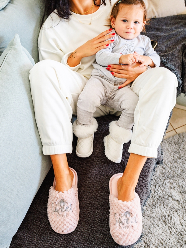 CHILDREN'S QUILTED BOOTS WITH FUR